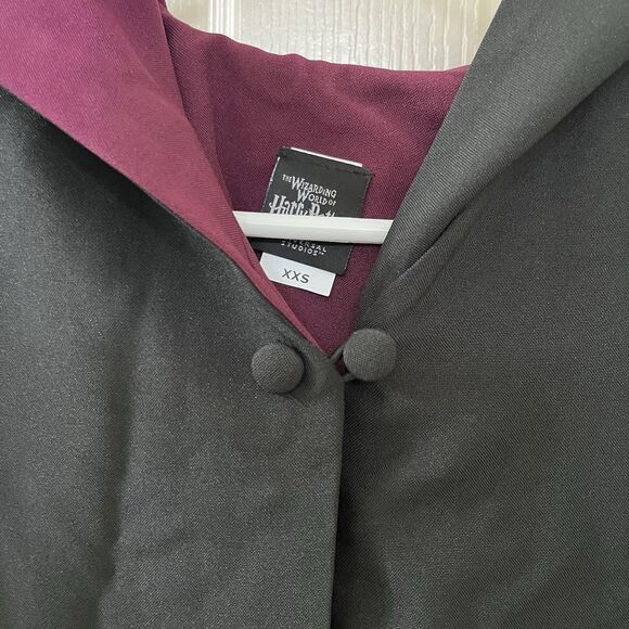 The Wizarding World of Harry Potter Universal Studios Gryffindor Robe Adult XXS - Picture 9 of 16